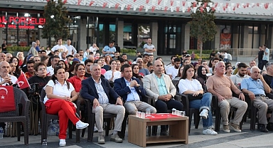 Osmangazi Meydanı’nda Filenin Sultanları Coşkusu