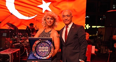 Seferihisar kurtuluşunun 104. yılını büyük coşkuyla kutladı
