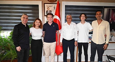 Antalya Bisiklet Sevenler Spor Kulübü’nden Başkan Topaloğlu’na ziyaret 