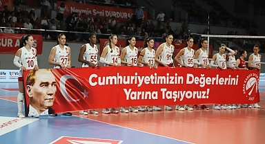 Aras Kargo Spor Kulübü, Sultanlar Ligi’nde Cumhuriyet Bayramı Coşkusunu Parkeye Taşıdı
