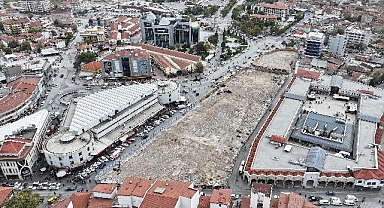 Başkan Altay, Tarihi Bölgede Bulunan Peynir Pazarı’nda Önemli Bir Aşamanın Daha Tamamlandığını Duyurdu
