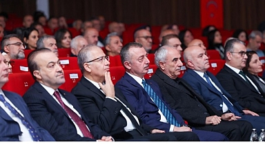 Başkan Büyükakın, Kültür Şûrası’nda konuştu: “Şehrin hikayesini hep birlikte yazacağız”