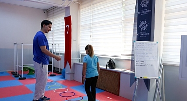 Başkan Çerçioğlu’ndan Eğitime Destek: Disleksi Merkezi’nde Dersler Devam Ediyor