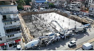 Başkan Çerçioğlu’nun İncirliova’ya Kazandıracağı Cumhuriyet Meydanı ve Yeraltı Otoparkı Projesinde Çalışmalar Sürüyor