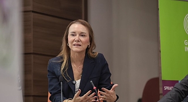 Başkan Mutlu, Konak’ın dirençli kent vizyonunu uluslararası konferansta anlattı