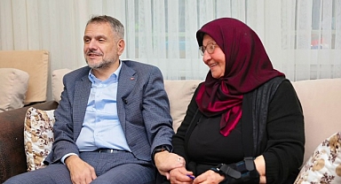 Başkan Vekili Akın’dan yaşlılara büyük vefa