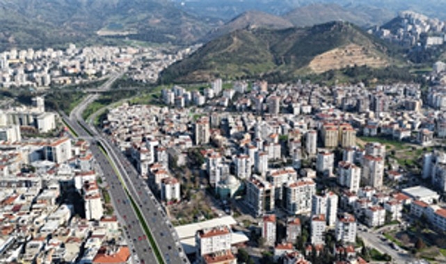 Büyükşehir’den iki bulvarı bağlayacak üst geçit
