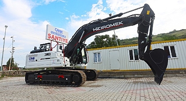 Canik'te Etkin Hizmet: Yeni İş Makinesi Filoda