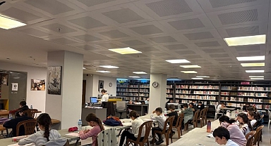 Efes Selçuk Belediyesinden Öğrencilere Sınav Hazırlığında Destek