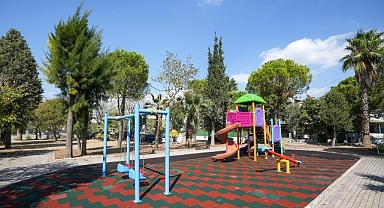 Gaziemir’in parklarında bakım ve yenileme çalışması
