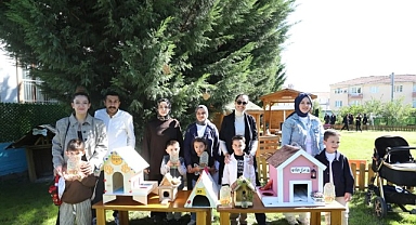 İnegöl’de Çocuklardan Sokak Hayvanlarına 190 Yuva