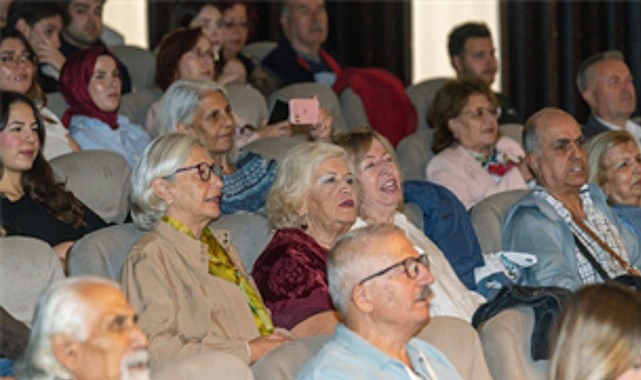 İzmir İleri Yaş Sempozyumu’nda gündem: Afetlerde yaşlıların güvenliği