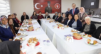 Keçiören'de 'Değerlerimizin İzinde Kadın ve Aile' Buluşması