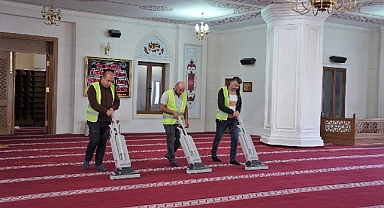 Keçiören'de ibadethaneler pırıl pırıl