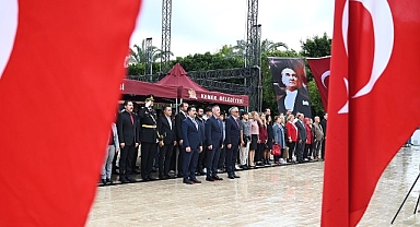Kemer’de 29 Ekim çelenk töreni