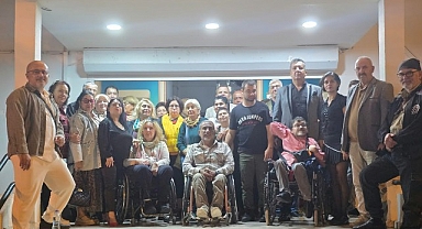 Kemer’de “Rotayı Yeniden Çizmek” belgeseli gösterildi