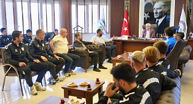 Kitap Fuarı’nda tribünleri aratmayan coşku