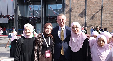 Kocaeli Kitap Fuarı’nda Filistin’e destek: “Nehirden denize özgür Filistin!”