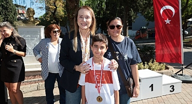 Konak’ın çocukları Şenel Aksu için koştu