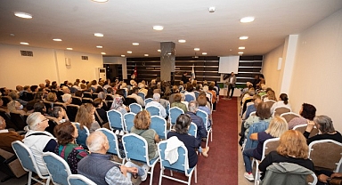 Narlıdere 3. Yaş Üniversitesi’nde İlk Ders Zili Çaldı