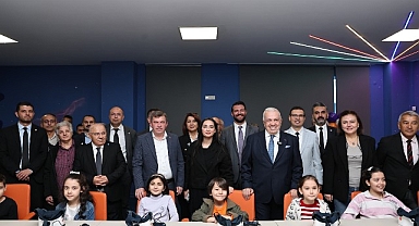 Nilüfer Belediyesi Dijital Deneyim Merkezi Açıldı