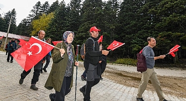 Osmangazi Belediyesi’nden Uludağ’da Cumhuriyet Yürüyüşü