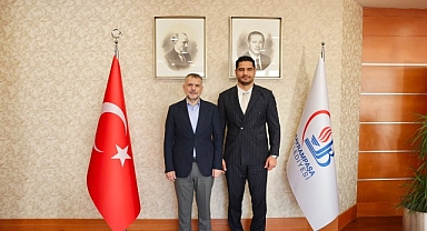 Taha Akgül’den Başkan Vekili Akın’a ziyaret