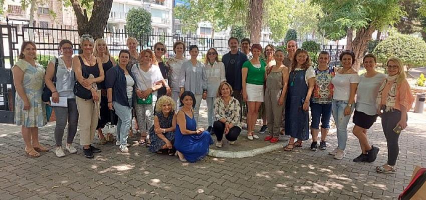 Usta fırçalar kahvaltıda bir araya geldi