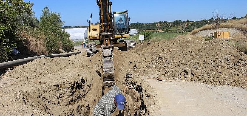 Manavgat'ta sorunlu isale hattı yenileniyor