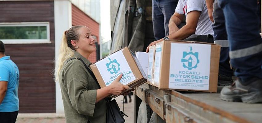 Kocaeli Büyükşehir'den 285 balıkçıya tekne bakım malzemesi desteği