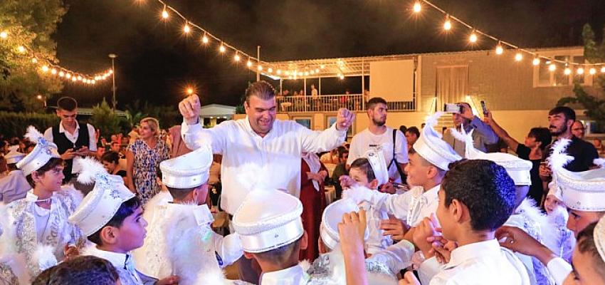 Seferihisar'da toplu sünnet şölen