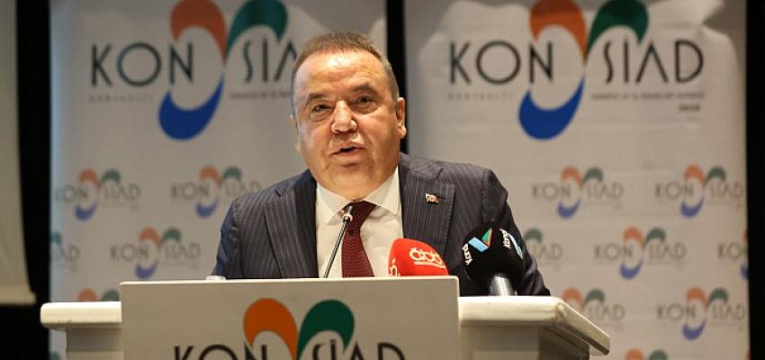 Başkan Böcek KONYSİAD'ın konuğu oldu