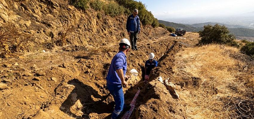 İZSU Ödemiş'in kırsal mahallelerinde su hatlarını yeniliyor