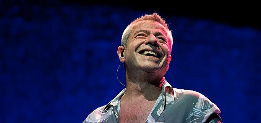 Cuma İş Çıkışı'nda Levent Yüksel Konserinde Buluşuyoruz