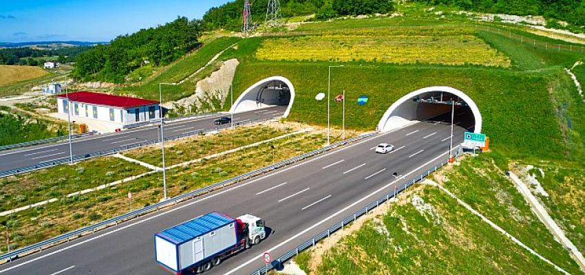 KMO İzmir'de Akıllı Ulaşım Sistemlerini Tanıttı