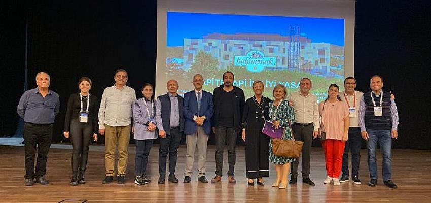 Balparmak Apitera, 1500 Eczacıyla Buluştu