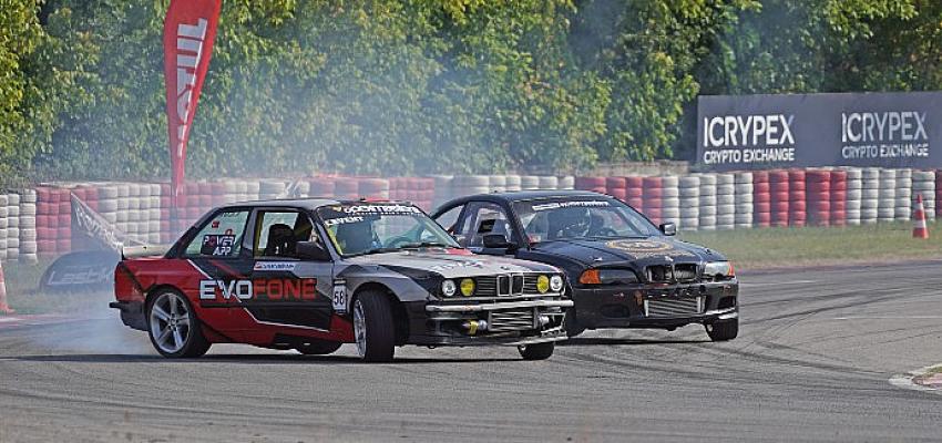 Kapı Kapıya Mücadele Körfez'deydi