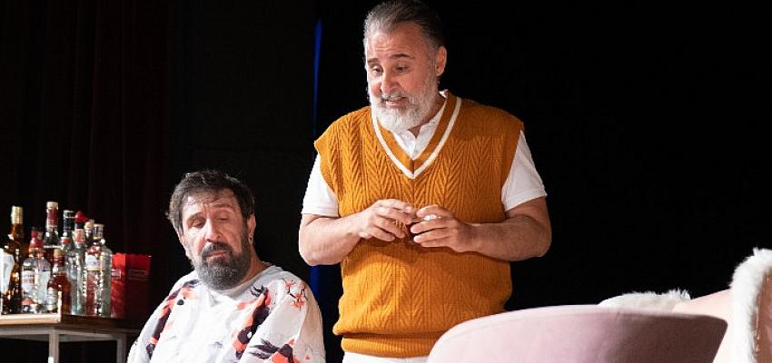 Yılın komedisi “Çılgın Zamanlar”a muhteşem gala