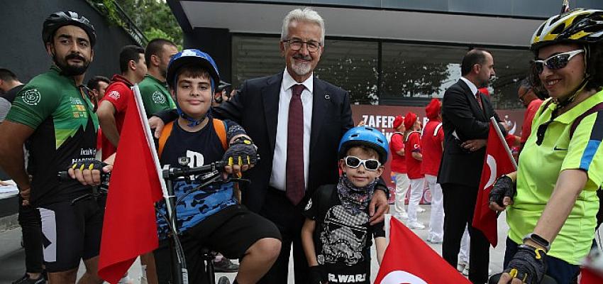 “Zafer’den Barış’a” pedalladılar