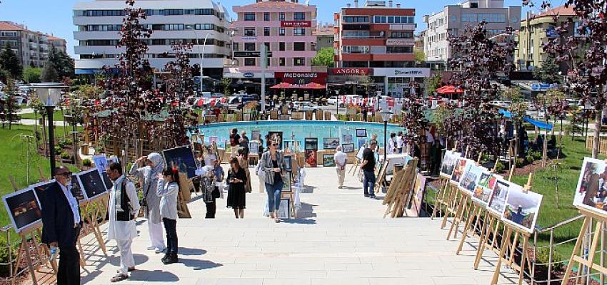 Çankaya Evlerinde Yılsonu Sergisi Heyecanı