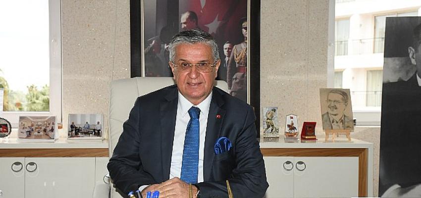 Kemer Belediye Başkanı Necati Topaloğlu, 24 Kasım Öğretmenler Günü dolayısıyla bir mesaj yayımladı