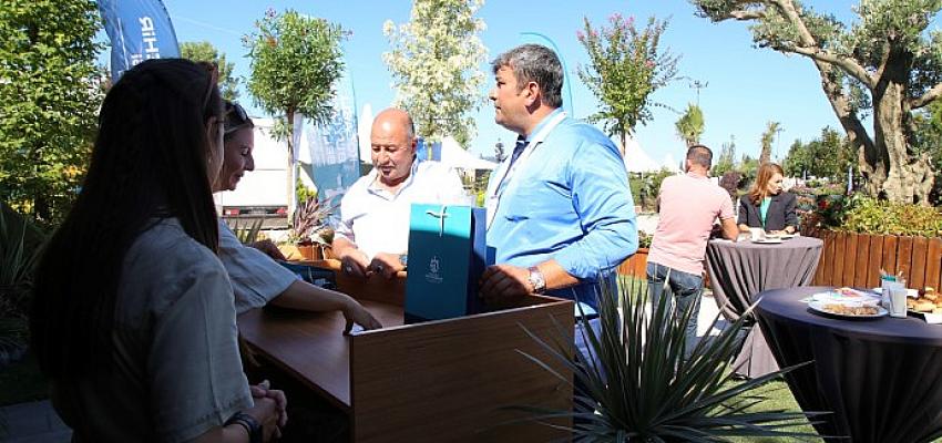 Kocaeli standına öğrencilerden tam not