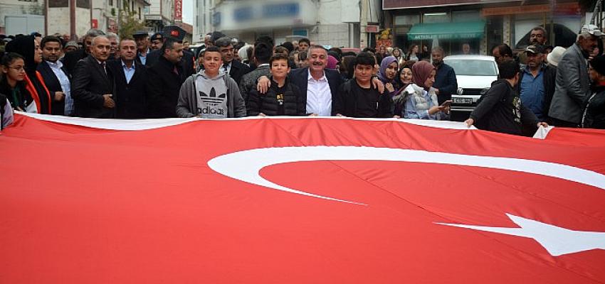 Başkan Mehmed Öztürk: “Cesaretle Yürüdüğümüz Yol ’dur İstiklal Yolu”