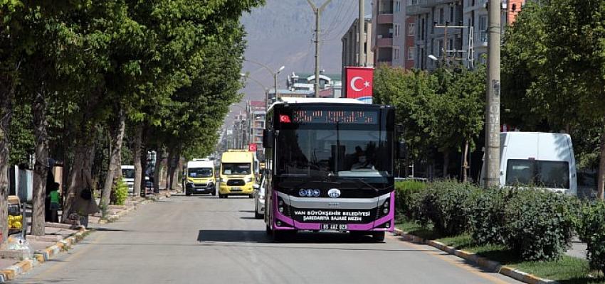 Van Büyükşehir Belediyesi, LGS'ye Girecek Öğrenci ve Velilerini Ücretsiz Taşıyacak