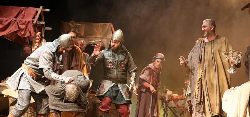 Kılıçarslan, Ankara'da tiyatro severlerle buluşacak