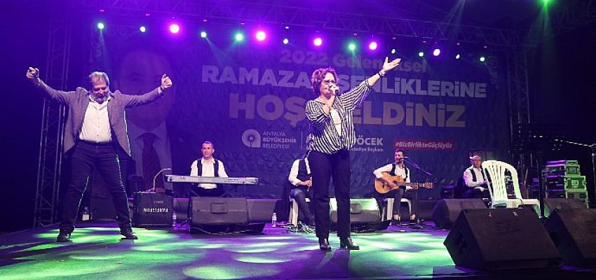 Ispartalılar Gecesi'nde türkü ziyafeti