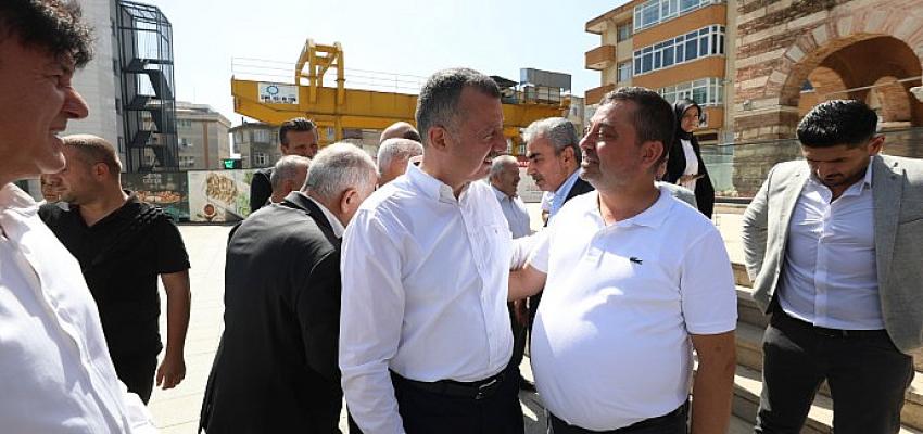 Başkan Büyükakın: Gebze'mizi ilmek ilmek dokuyoruz