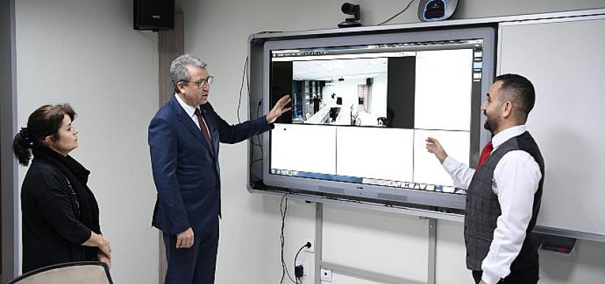 Rektör Budak, Güçlü bir dijital ekosistem için çalışmalarımızı sürdürüyoruz