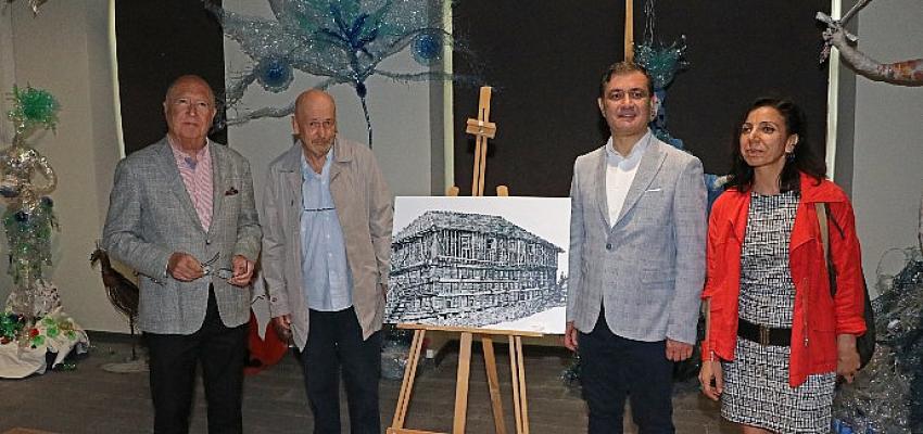 Tarihi tahıl ambarı Karaalioğlu Parkı'nda sergileniyor