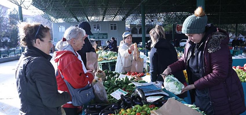 Çankaya'nın Doğal Pazartına İlgi Büyük